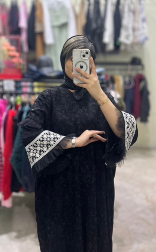 عبا کار شده پولک دوزی چین دار زنانه
